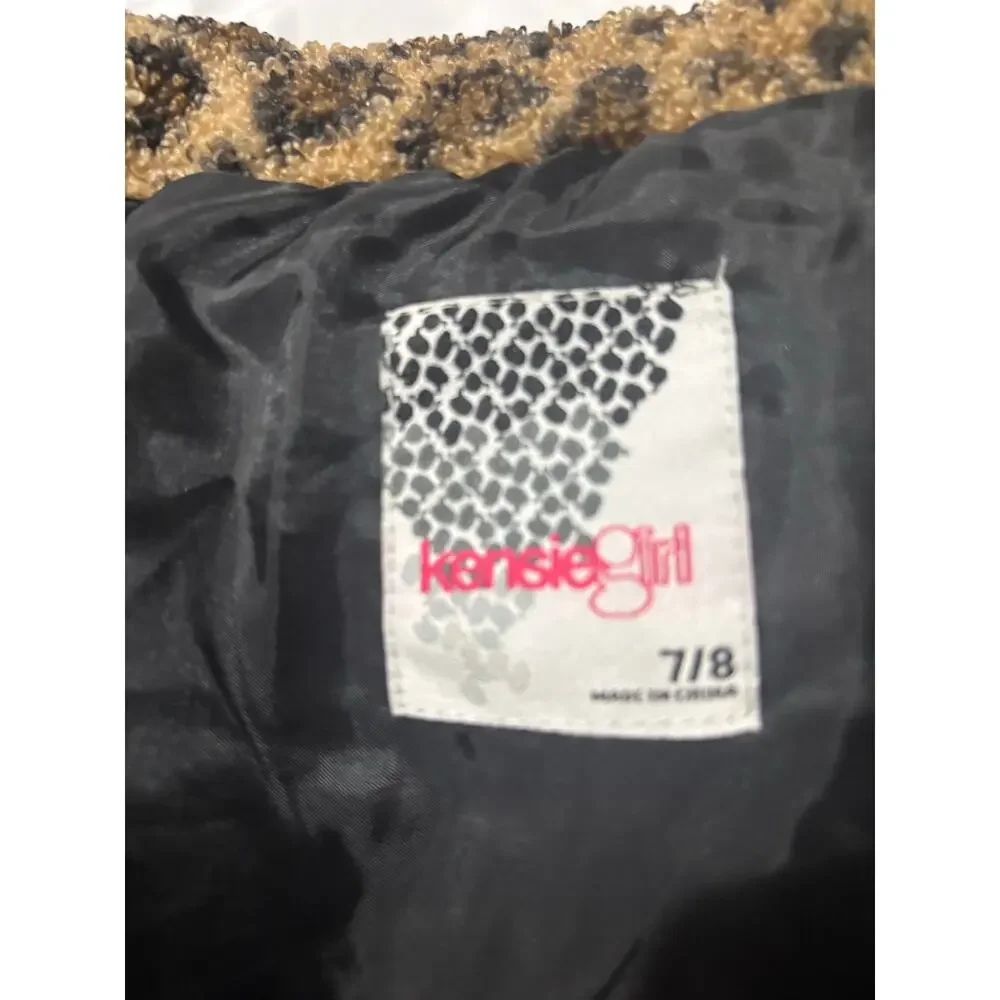 Kensie Girl 7/8 cheetah print boucle type finish puffer jacket euc w/ pockets